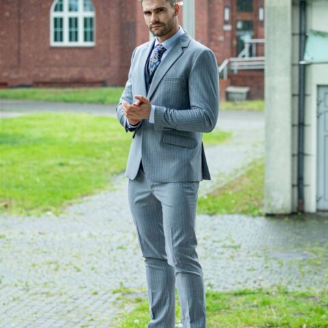 GARNITUR SZARY W PASEK  GA01  (nr koloru 042)